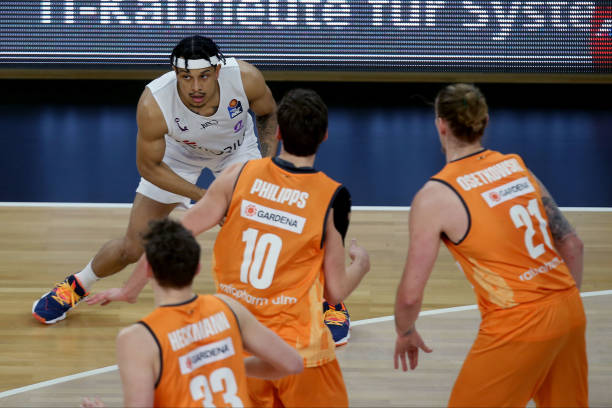 以拥有一件 以拥有一件