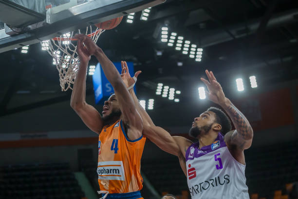 供了更多的 供了更多的