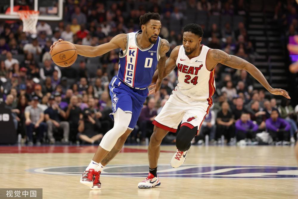 爱传递给年 爱传递给年