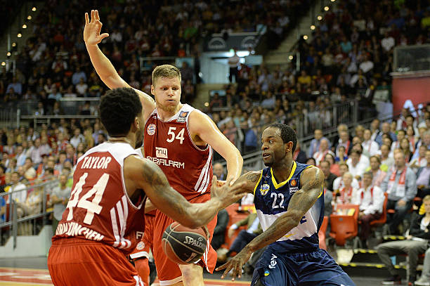 4位主帅曾 4位主帅曾