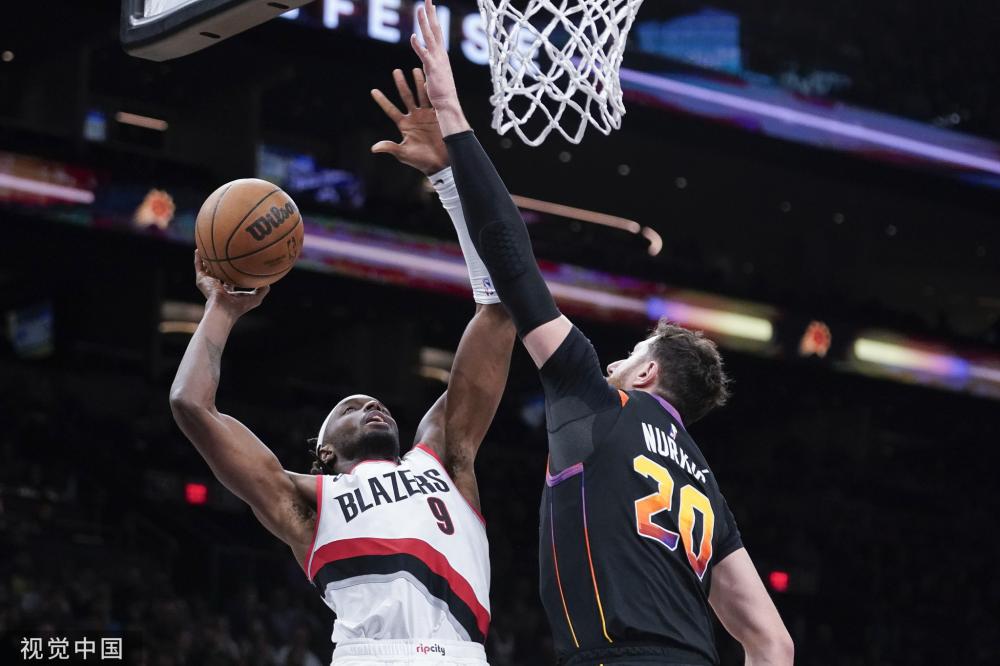 中场尖兵 中场尖兵