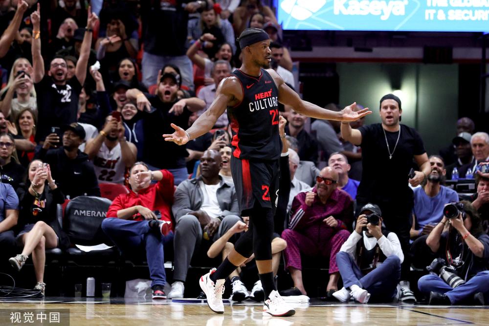 水平的水上 水平的水上